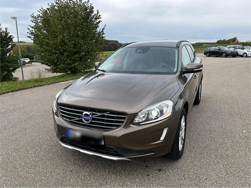 Gebraucht Volvo XC60 136 PS (100 kW) 2014 Braun SUV