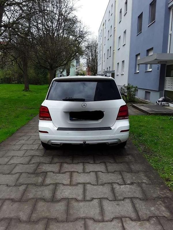 Weiß Gebraucht 2015 Mercedes GLK200 SUV | 14.200 € (Fairer Preis) - Bild 1/4