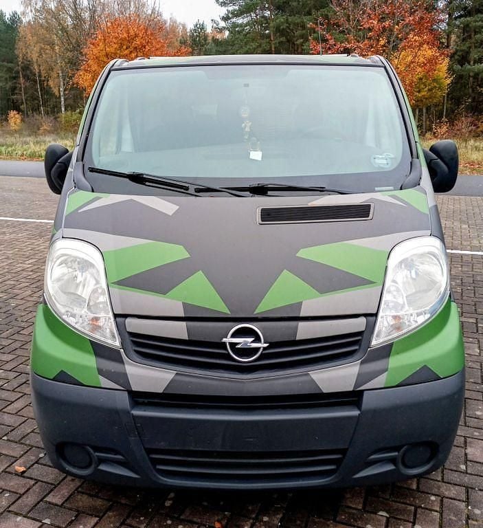 Gebraucht Opel Vivaro 90 PS (66 kW) 2008 Grün Van / Kleinbus