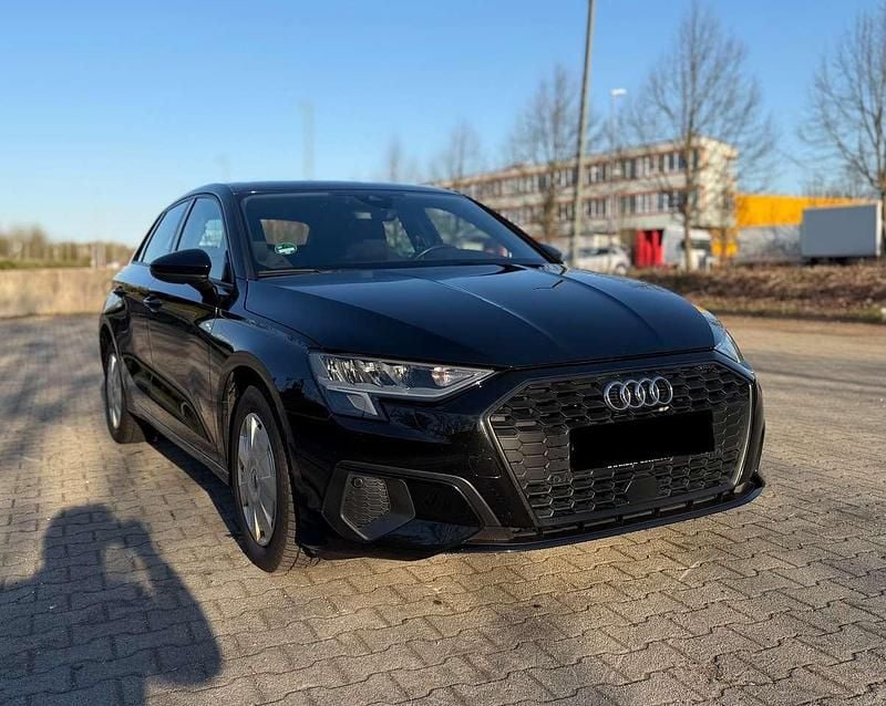 Gebraucht Audi A3 Design 150 PS (110 kW) 2022 Schwarz Limousine