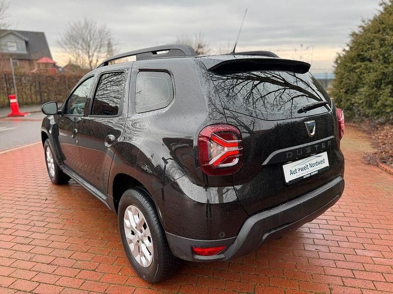 Gebraucht Dacia Duster Comfort 101 PS (74 kW) 2021 Schwarz SUV