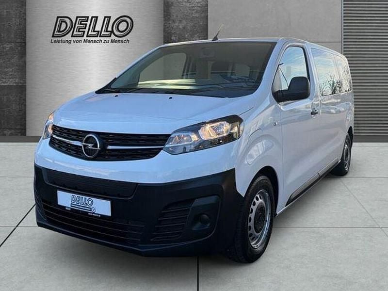 Weiß Gebraucht 2021 Opel Vivaro-e Combi Van | 22.990 € (Guter Preis) - Bild 1/4