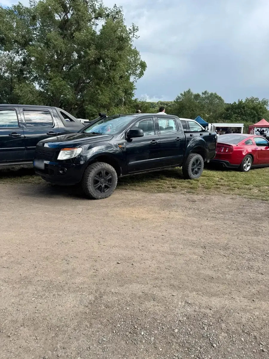 Gebraucht Ford Ranger 150 PS (110 kW) 2012 Schwarz Pickup