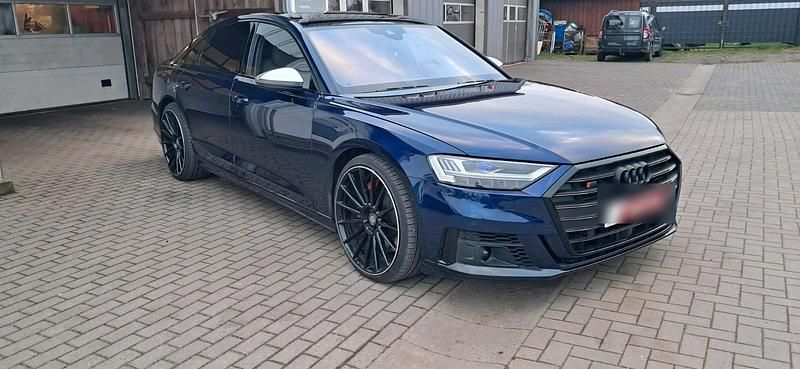 Gebraucht Audi S8 572 PS (420 kW) 2020 Blau Limousine