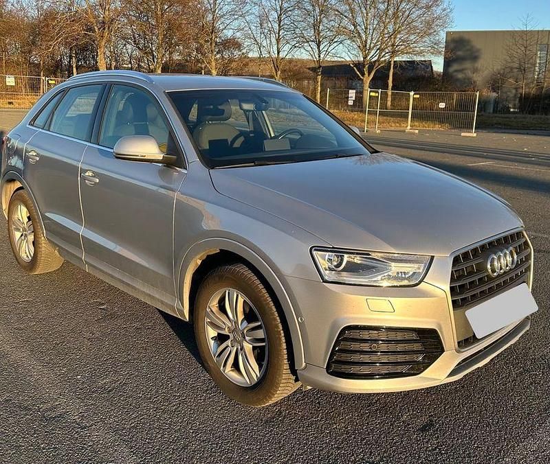 Gebraucht Audi Q3 Sport 150 PS (110 kW) 2017 Silber SUV