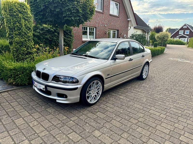 Silber Gebraucht 1999 BMW 316 M Sport Limousine | 2.750 € (Fairer Preis) - Bild 1/4