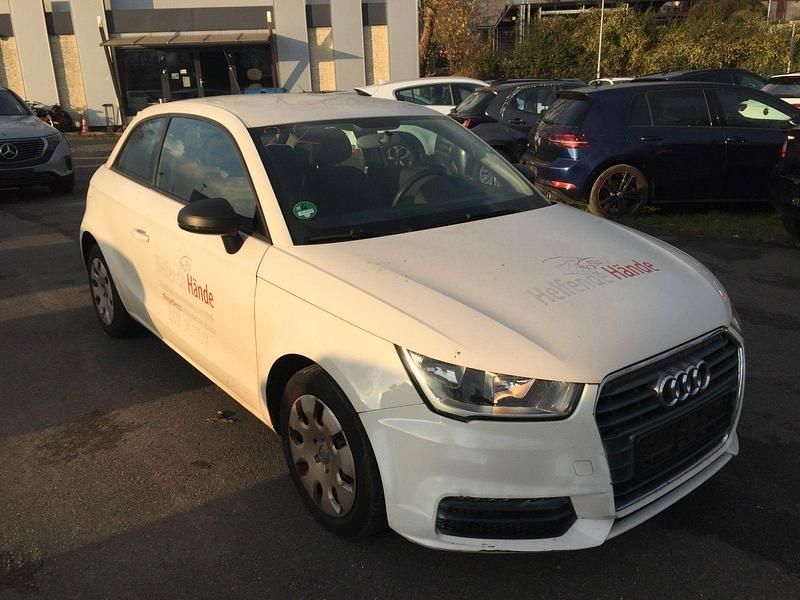Gebraucht Audi A1 Sport 82 PS (60 kW) 2018 Weiß Limousine