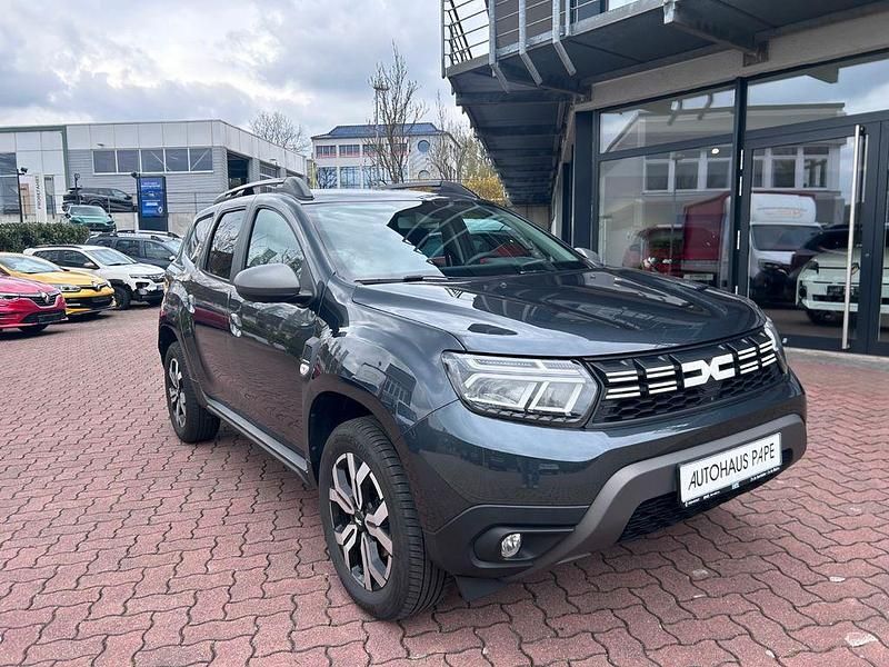 Gebraucht Dacia Duster Journey 131 PS (96 kW) 2023 Grau SUV