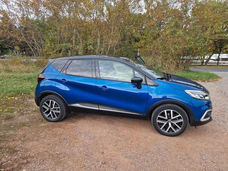 Gebraucht Renault Captur 150 PS (110 kW) 2019 Blau SUV