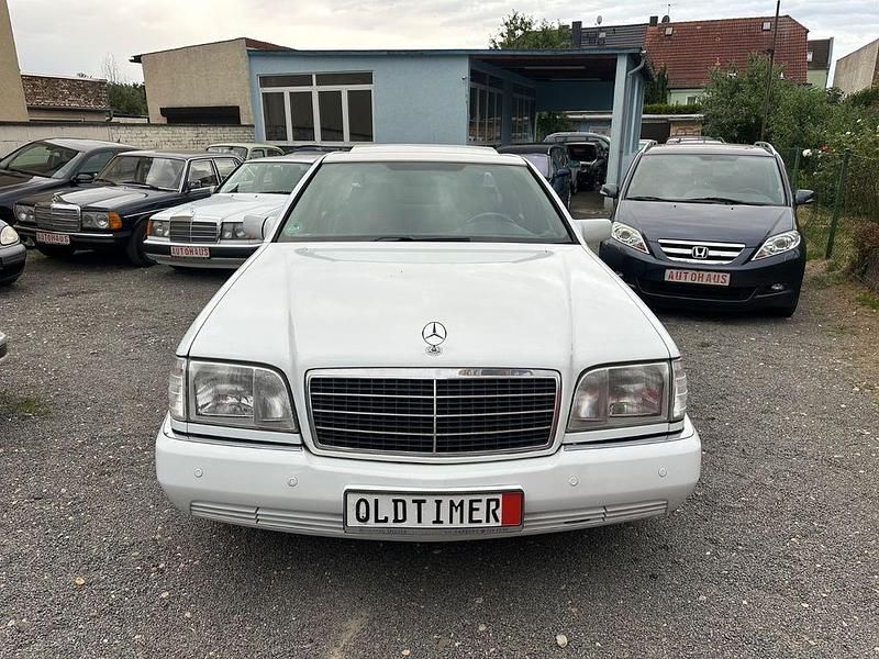 Weiß Gebraucht 1991 Mercedes S300 Limousine | 7.490 € - Bild 1/4