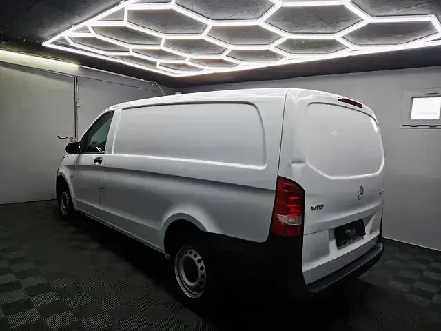 Second-hand Mercedes Vito 114 CP (83 kW) 2017 Alb Van