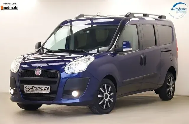 Gebraucht Fiat Doblò 90 PS (66 kW) 2012 Blau Van / Kleinbus