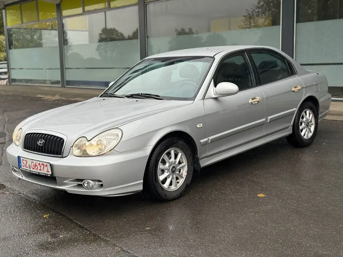 Gebraucht Hyundai Sonata GLS 173 PS (127 kW) 2004 Silber Limousine