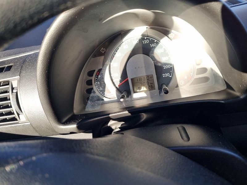 Second-hand VW Fox 60 CP (44 kW) 2007 Albastru Hatchback