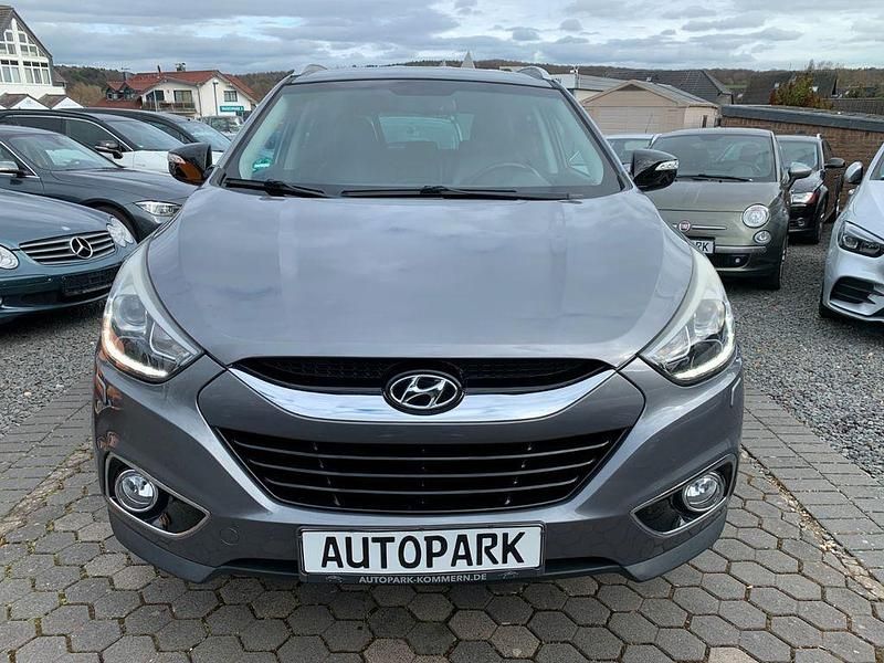 Gebraucht Hyundai ix35 Style 184 PS (135 kW) 2014 Grau SUV