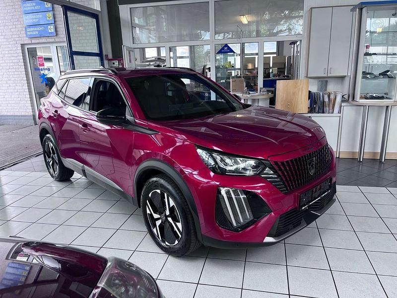 Rot Gebraucht 2024 Peugeot 2008 Allure SUV | 20.990 € (Guter Preis) - Bild 1/4