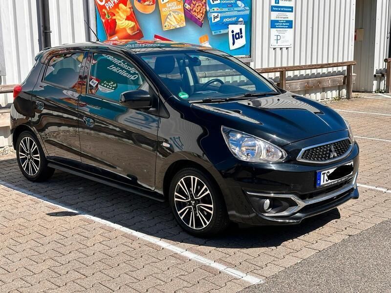 Schwarz Gebraucht 2017 Mitsubishi Space Star Edition Kleinwagen | 6.900 € (Guter Preis) - Bild 1/4