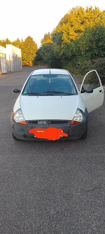 Weiß Gebraucht 2005 Ford Ka Kleinwagen | 950 € (Fairer Preis) - Bild 1/4