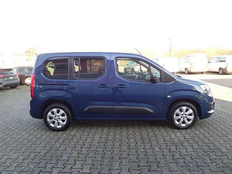 Gebraucht Opel Combo Life Elegance 131 PS (96 kW) 2022 Blau Van / Kleinbus