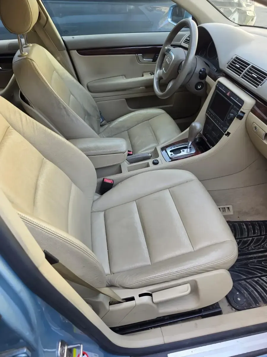 Gebraucht Audi A4 131 PS (96 kW) 2006 Blau Kombi