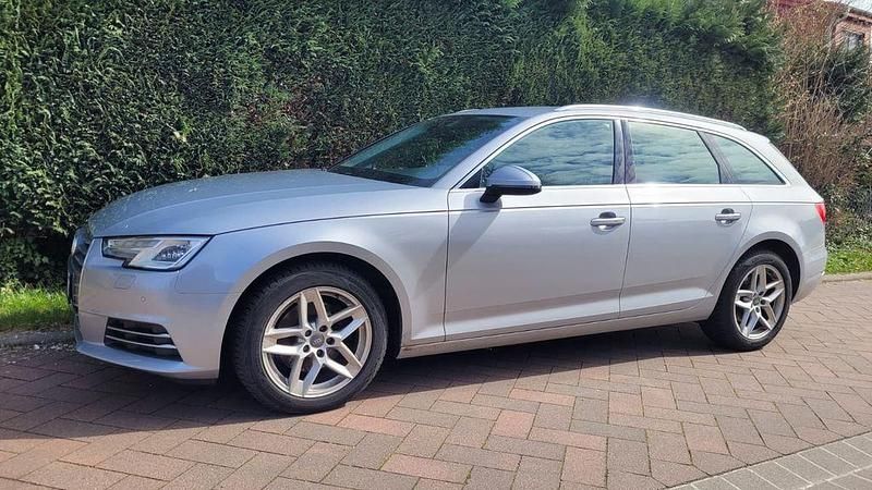 Gebraucht Audi A4 Ambiente 150 PS (110 kW) 2018 Silber Kombi
