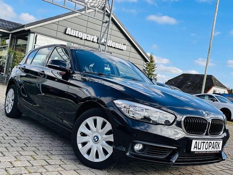 Schwarz Gebraucht 2017 BMW 118 Advantage Kleinwagen | 15.619 € (Fairer Preis) - Bild 1/4