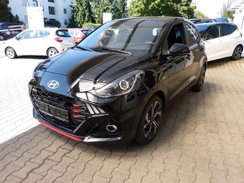 Lumen grey/ phantom black / mi Neu 2025 Hyundai i10 N Line Kleinwagen | 20.490 € (Fairer Preis) - Bild 1/4