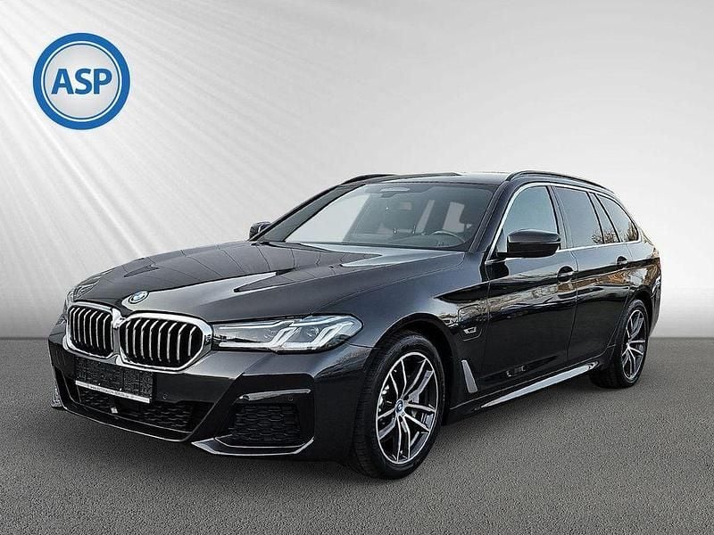 Gebraucht BMW 530e M Sport 184 PS (135 kW) 2022 Grau (sophistograu brillanteffekt metalli) Kombi