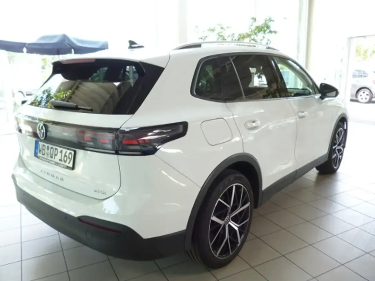 Gebraucht VW Tiguan Life 150 PS (110 kW) 2024 SUV