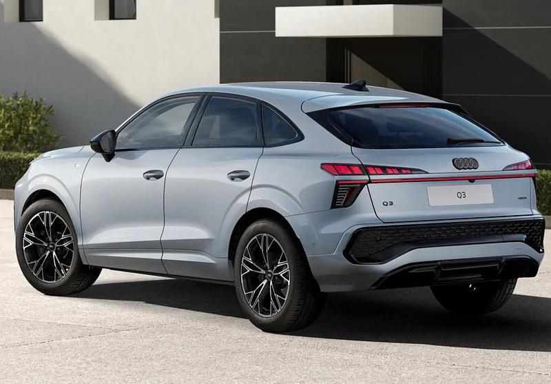 Neu Audi Q3 Sportback Ambiente 265 PS (194 kW) 2026 Pfeilgrau perleffekt SUV