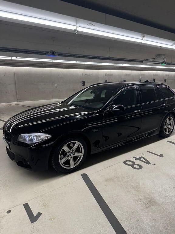 Gebraucht BMW 523 M Sport 204 PS (150 kW) 2011 Schwarz Kombi