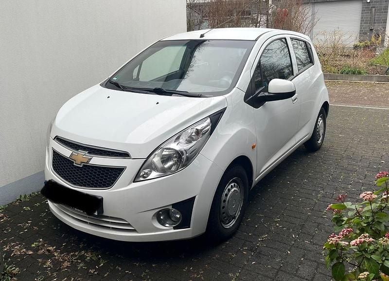 Weiß Gebraucht 2011 Chevrolet Spark LS Kleinwagen | 2.000 € (Guter Preis) - Bild 1/4