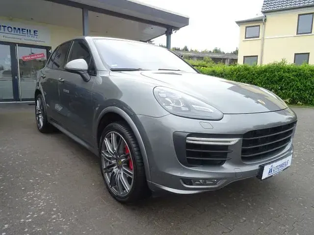 Gebraucht Porsche Cayenne 519 PS (381 kW) 2015 Grau SUV