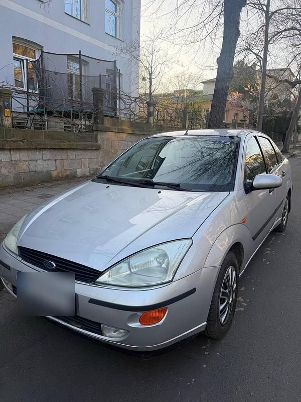 Usata Ford Focus 100 CV (73 kW) 1999 Grigio Berlina