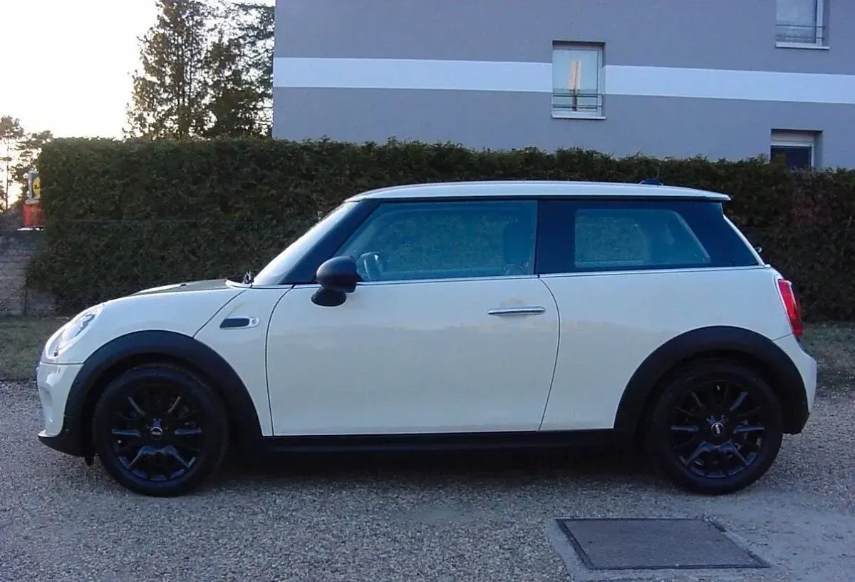 Gebraucht Mini ONE 102 PS (75 kW) 2015 Weiß Kleinwagen