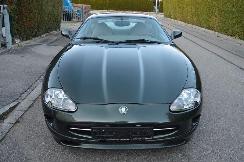 Gebraucht Jaguar XK8 284 PS (208 kW) 1997 Grün Coupé