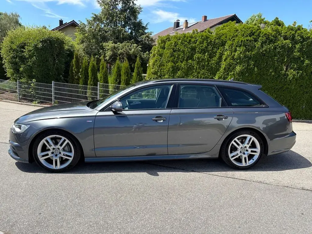 Gebraucht Audi A6 Sport 218 PS (160 kW) 2015 Grau Kombi