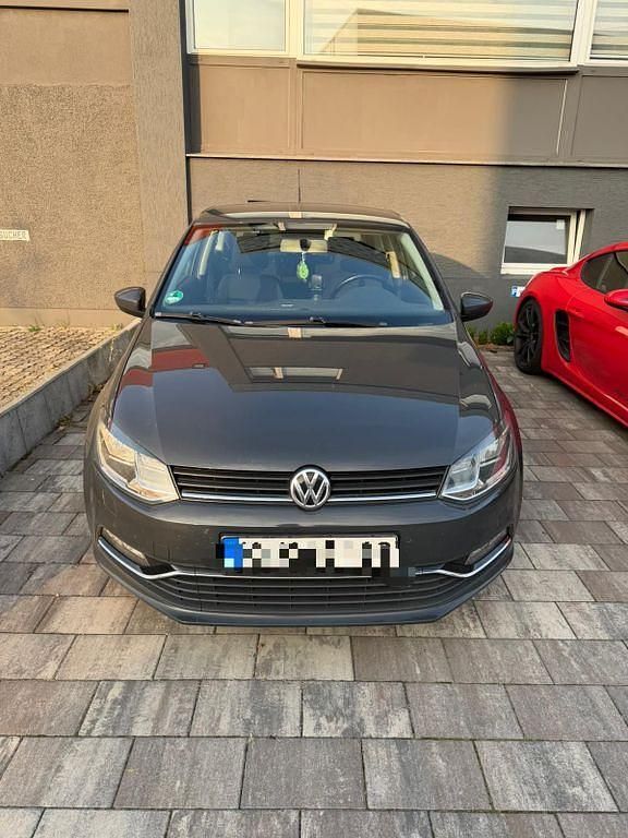 Grau Gebraucht 2016 VW Polo Kleinwagen | 5.000 € (Guter Preis) - Bild 1/4