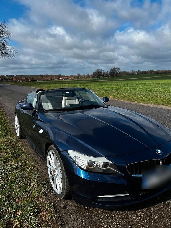Gebraucht BMW Z4 204 PS (150 kW) 2011 Blau Cabrio