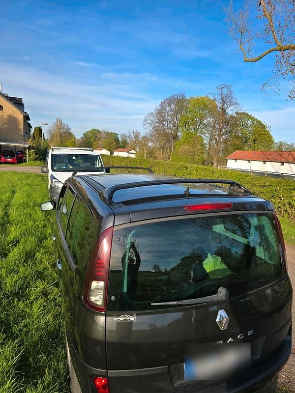 Gebraucht Renault Espace 173 PS (127 kW) 2011 Schwarz Van / Kleinbus