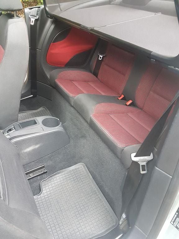 Second-hand VW Eos 150 CP (110 kW) 2007 Argintiu Cabrio