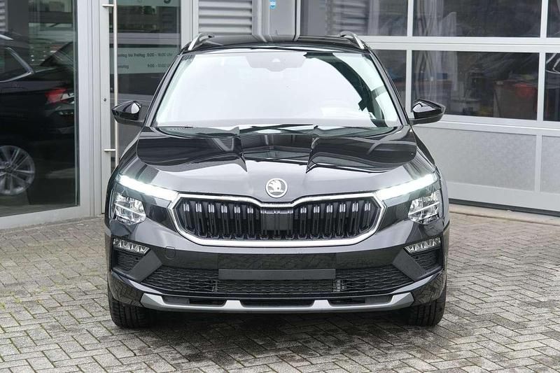 Neu Skoda Kamiq Selection 116 PS (85 kW) 2025 Black magic perleffekt SUV