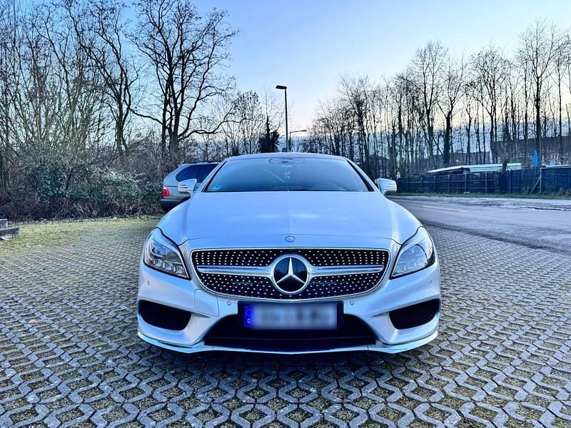 Gebraucht Mercedes CLS350 258 PS (189 kW) 2015 Silber Coupé