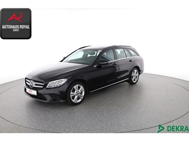 Schwarz Gebraucht 2018 Mercedes C200 Kombi | 24.880 € (Guter Preis) - Bild 1/4