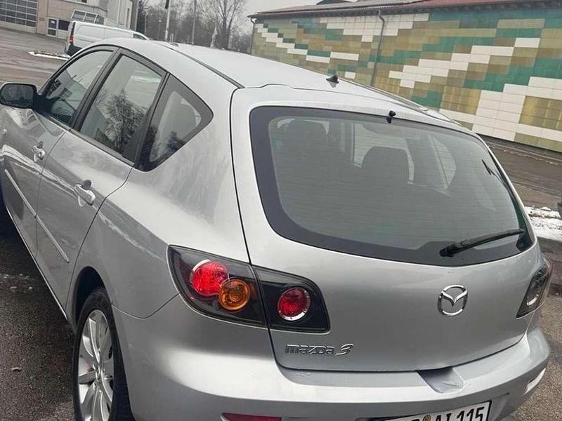 Gebraucht Mazda 3 Inclusive 109 PS (80 kW) 2005 Silber Limousine