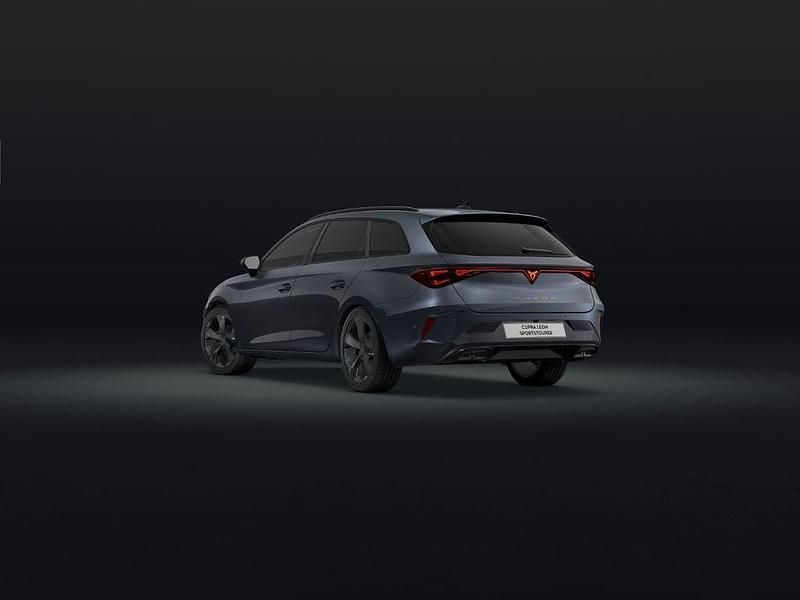 Neu Cupra Leon 150 PS (110 kW) 2026 Grau Limousine