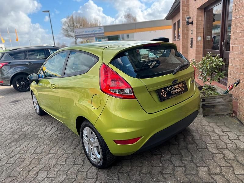 Gebraucht Ford Fiesta 82 PS (60 kW) 2009 Andere farben Kleinwagen