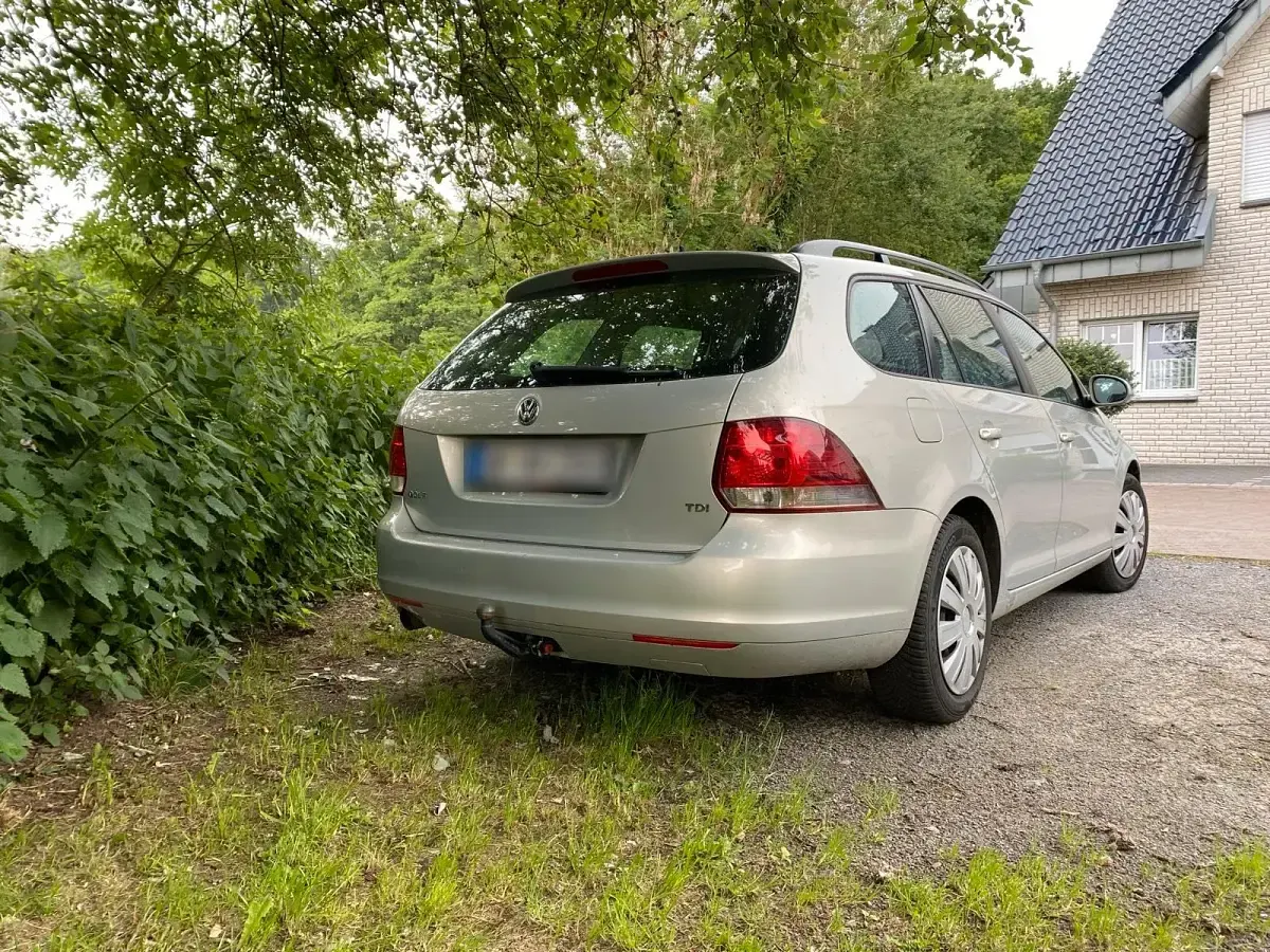 Gebraucht VW Golf VI 105 PS (77 kW) 2010 Kombi