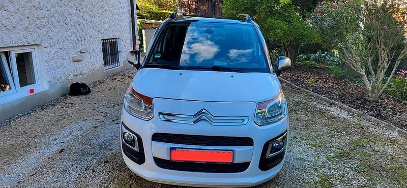 Weiß Gebraucht 2016 Citroën C3 Picasso Van / Kleinbus | 4.500 € (Fairer Preis) - Bild 1/4