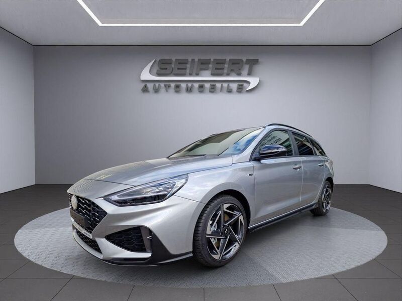 Shadow grey Neu 2024 Hyundai i30 N Line Kombi | 27.990 € (Fairer Preis) - Bild 1/4